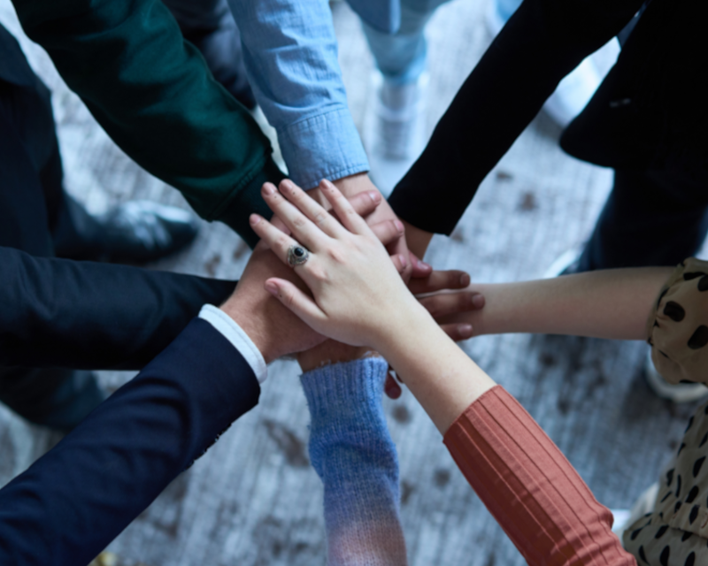 Améliorer la communication managériale : formation à la bienveillance, à l’écoute et au feedback constructif